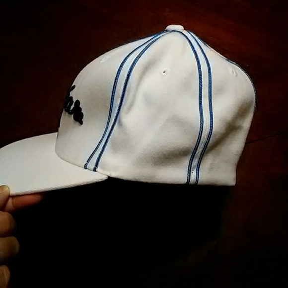 Rocawear Flexfit Fitted Cap - Picture 6 of 8